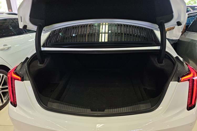 Used Cadillac CT5 2022 28T Fashion Edition