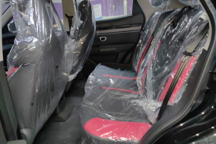 Used JETOUR Dashing 2026 Model—Youth Edition, 1.5T 6DCT Luxury Edition
