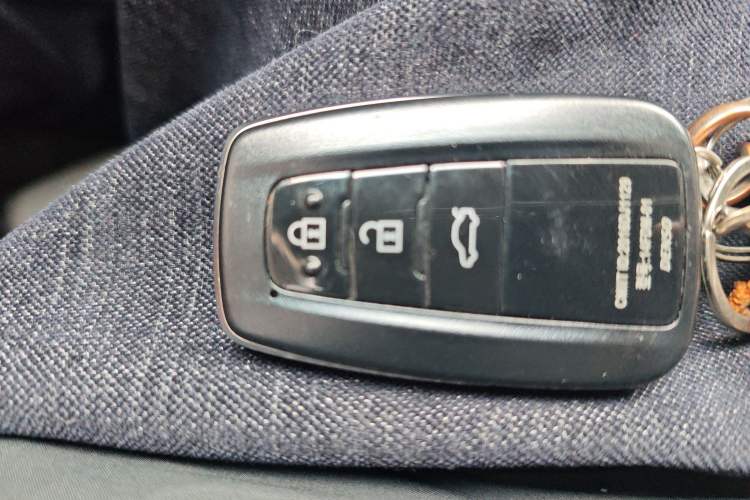 Used Toyota Camry 2023 2.5G Luxury Edition