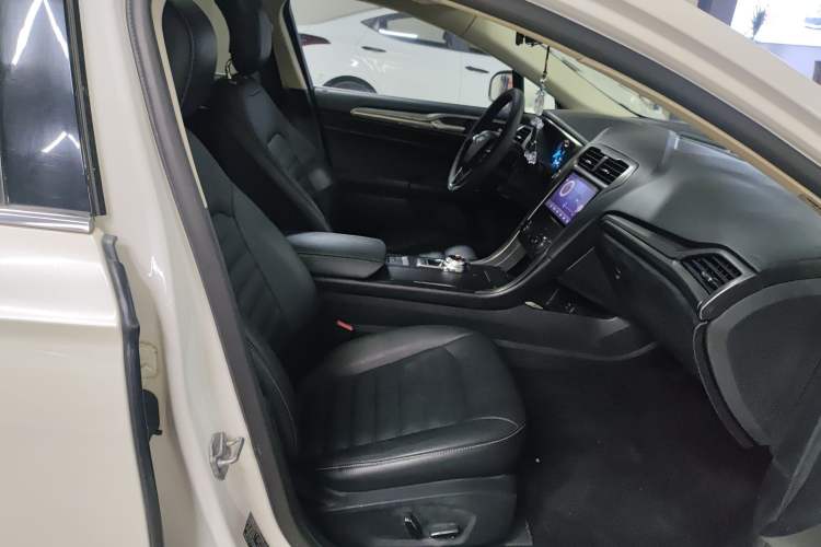 Used Ford Mondeo 2017 EcoBoost 180 Stylish Model