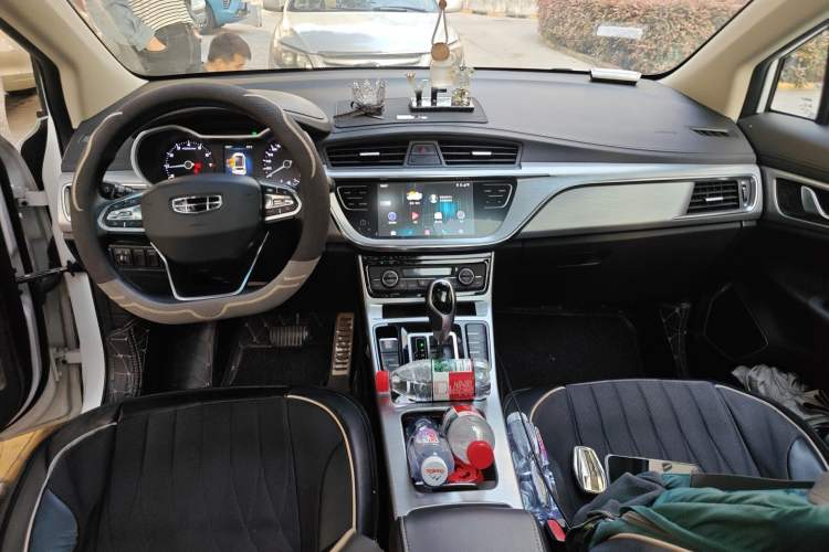 Used Geely Auto Emgrand GS 2019 1.4T CVT Active Center Console