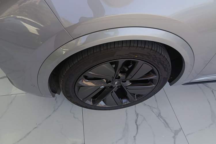 Used Li Auto L9 2022 Max model