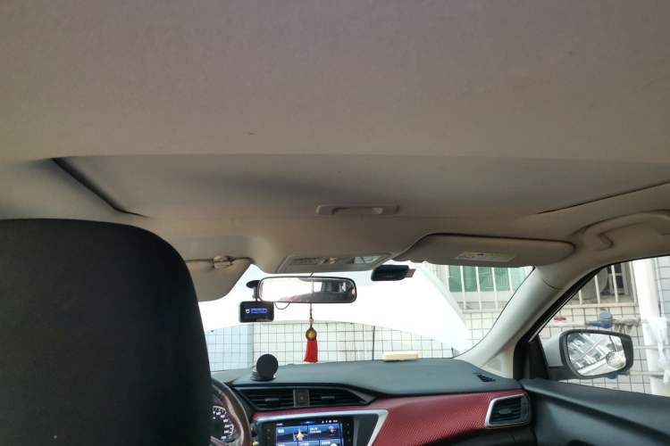 Used Nissan Lannia 2019 1.6L CVT Smart Connect Smart Cool Version China V Standard Headliner