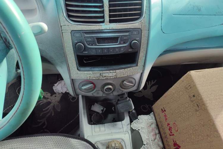 Used Chevrolet Sail 2010 Hatchback 1.2L Manual Warm Edition