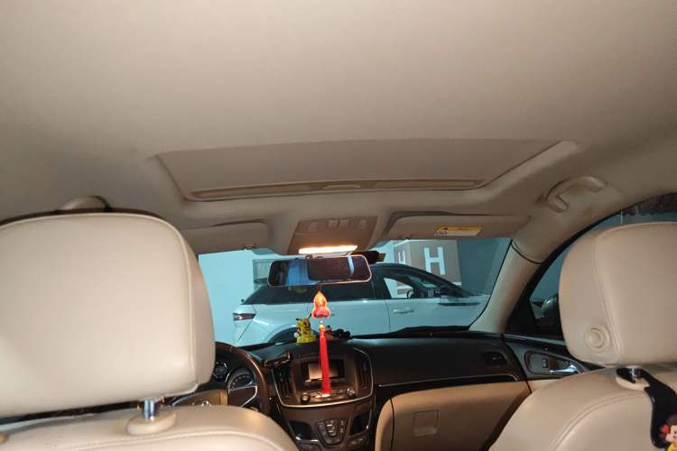 Used Buick Regal 2014 2.0L Leading Fashion Edition