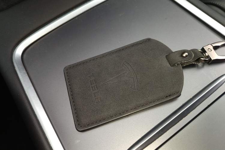 Used Tesla Model 3 2021 Standard Range Rear-Wheel Drive Upgraded Version 3D6 Vehicle Key