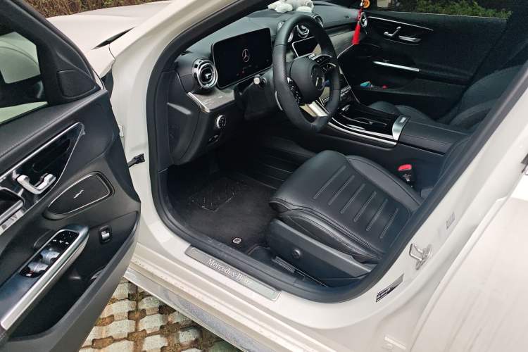 Used Mercedes-Benz C-Class 2025 C 260 L
