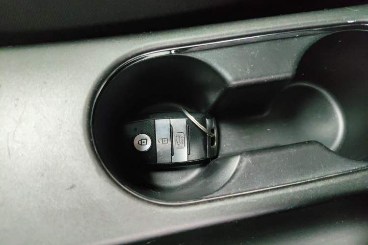 Used Kia K3 2015 1.6L Automatic GLS
