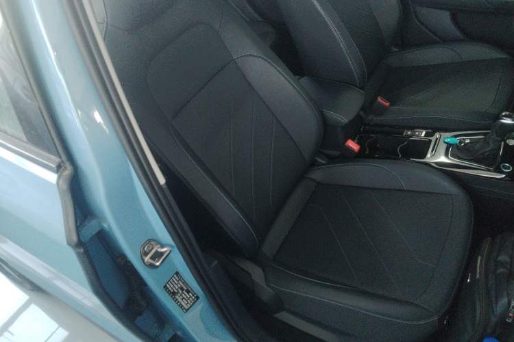 Used Volkswagen Tharu 2025 NewRui 300TSI Prestige Edition