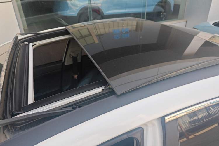 Used Hyundai Mistra 2014 1.8L Automatic Deluxe DLX Model
