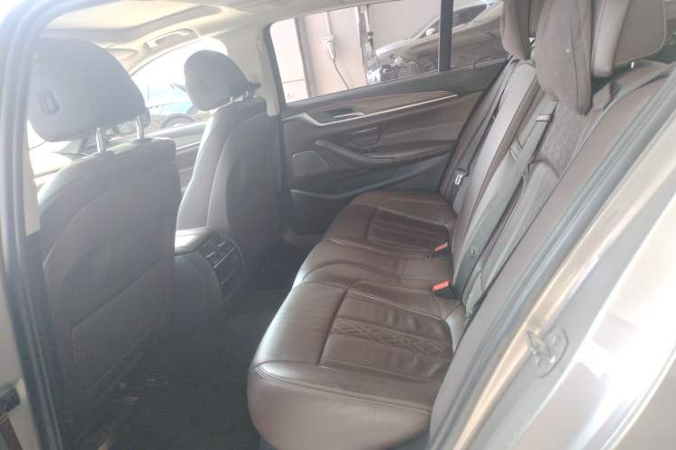 Used BMW 5 Series 2018 530Li Leading Edition Luxury Package
