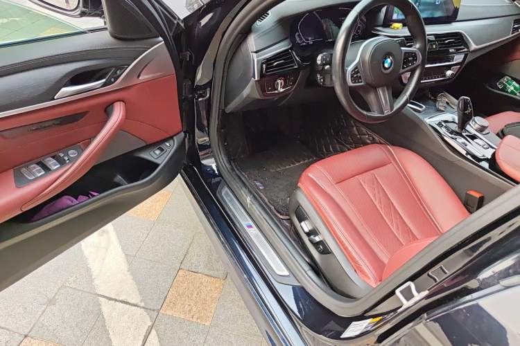 Used BMW 5 Series New Energy 2021 535Le M Sport Package Driver Seat