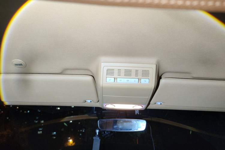 Used Volkswagen Caravelle 