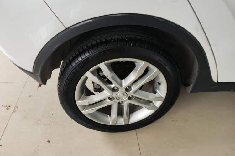 Used CHANGAN CS35 2016 1.6L Automatic Luxury Model China V Standard