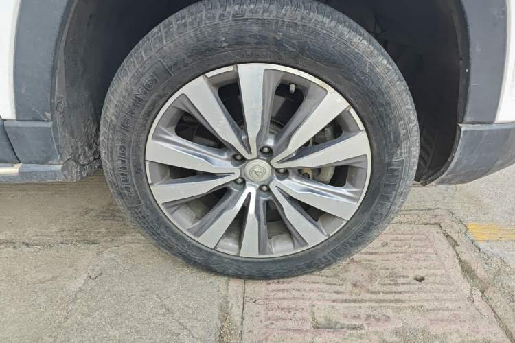 Used CHANGAN CS95 2017 2.0T Four-Wheel Drive SmartDrive Edition