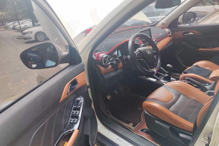 Used BAIC Senova X35 2016 1.5L Manual Luxury Edition
