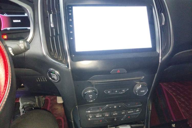 Used Ford Edge 2018 EcoBoost 245 Two-Wheel-Drive Titanium 7-Seater China VI Standard
