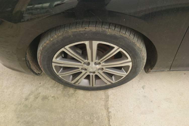 Used Peugeot 408 2014 1.8L Automatic Luxury Edition