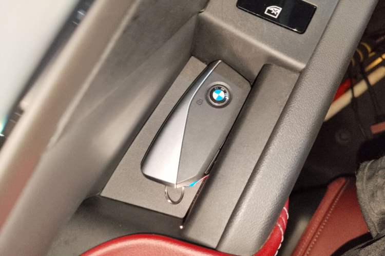 Used BMW i5 2025 eDrive 40L M Sport Package Interior 1