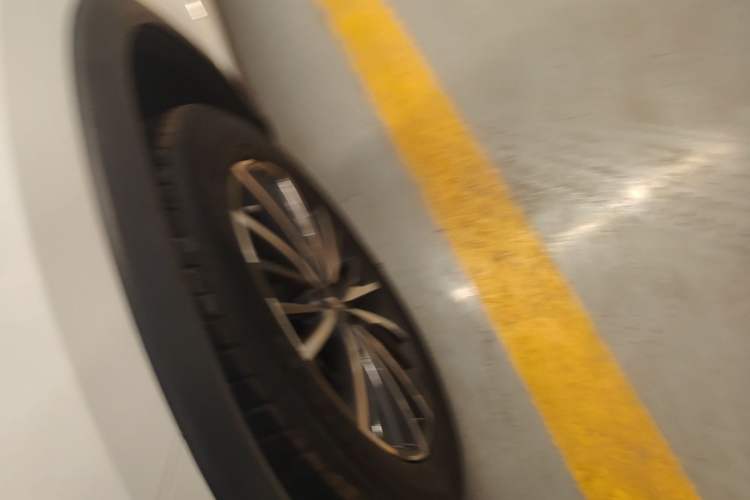 Used Chery Tiggo 8 PLUS 2021 290TGDI DCT Haoting Edition+ Left Front Wheel Hub