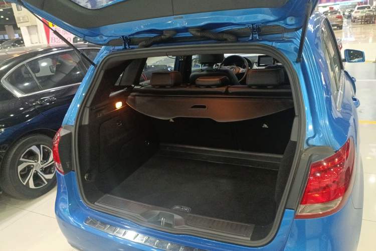 Used Mercedes-Benz B-Class 2015 B 200 Sport Edition