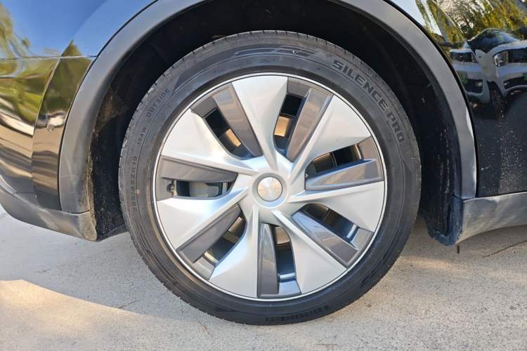 Used Tesla Model Y 2022 Rear-Wheel-Drive Version