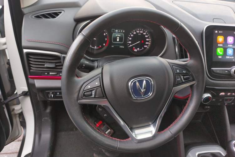 Used Changan CS55 2019 1.5T Manual Colorful Model China VI Standard
