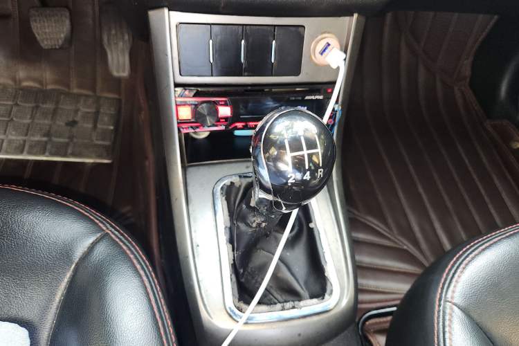 Used Geely Auto Classic Emgrand 2012 Hatchback 1.5L Manual Chao Yue Huimin Model