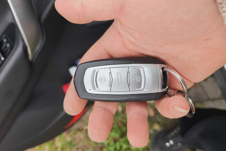 Used Geely Auto Emgrand X7 Sport 2016 1.8TD Automatic ZhiZun Version