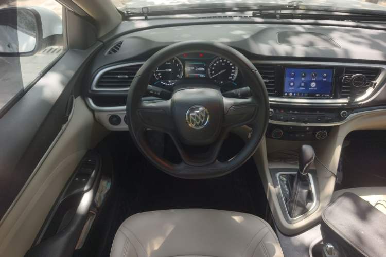 Used Buick GT 2021 Exemplar 1.5L Automatic Elite Version Steering Wheel