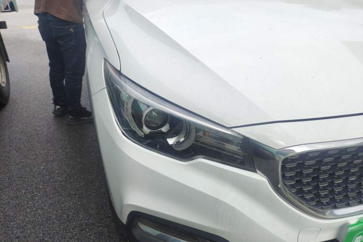 Used MG ZS 2018 1.5L Automatic Luxury Edition China V Standard Right Front Headlight