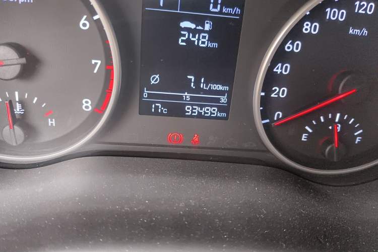 Used Hyundai Celesta 2018 1.6L Automatic GL Enjoyment Edition China VI compliant