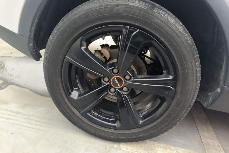 Used Roewe RX3 2021 PRO 1.6L Manual Flagship Model Right Rear Wheel Hub