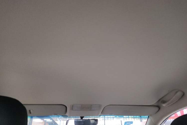 Used Kia K2 2015 Sedan 1.4L MT GLS