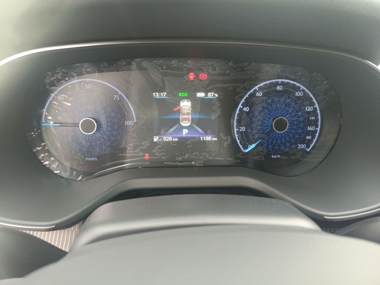 Hongqi E-QM5 2025 610 km PLUS — снимка 12