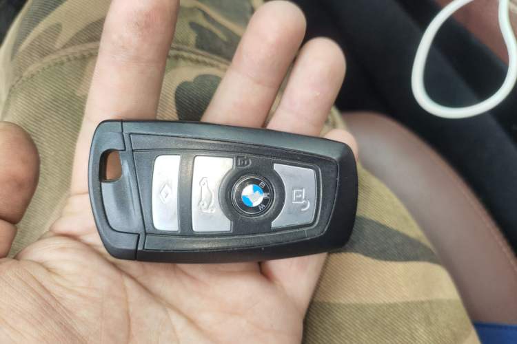 Used BMW 5 Series 2017 525Li Leading Model Vehicle Key