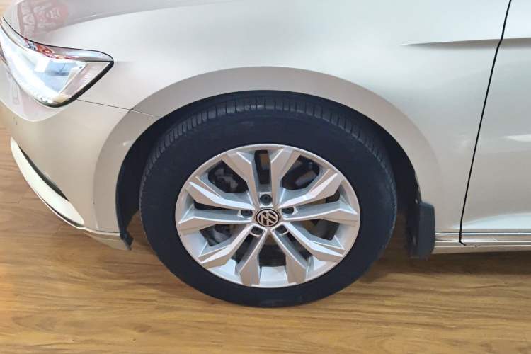 Used Volkswagen Magotan 2017 330TSI DSG Luxury Model