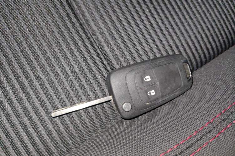 Used Buick Encore 2015 1.4T Automatic Two-Wheel Drive Urban Elite Version
