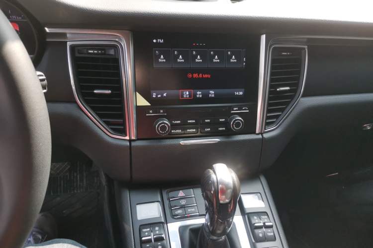 Used Porsche Macan 2017 Macan 2.0T