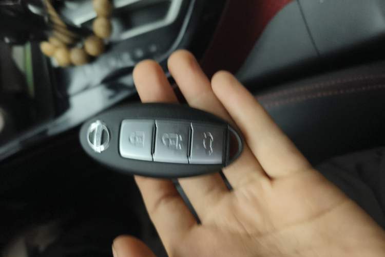 Used Nissan Lannia 2019 1.6L CVT Smart Connect Smart Cool Version China V Standard
