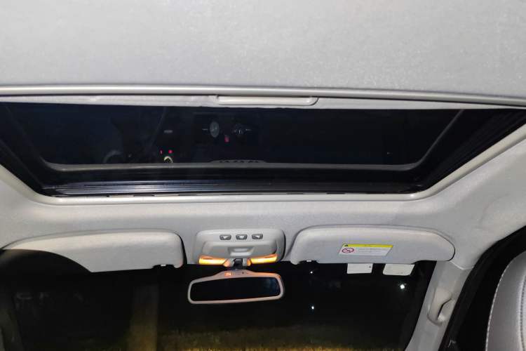 Used Volvo XC Classic 2014 T5 Luxury Edition
