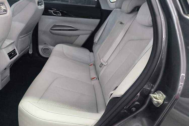 Used CHANGAN OSHAN Z6 New Energy 2022 Blue Whale iDD 150KM Flagship PLUS Smart Parking Edition