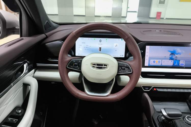 Used Geely Auto Monjaro L 2024 2.0TD High-Power Automatic Two-Wheel Drive Yunqi Version