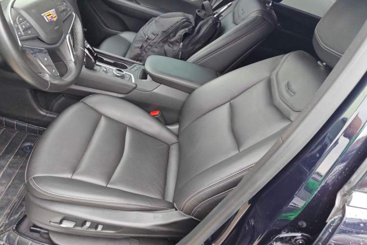 Used Cadillac XT5 2022 2.0T Four-Wheel Drive Luxury Version Left Front Seat