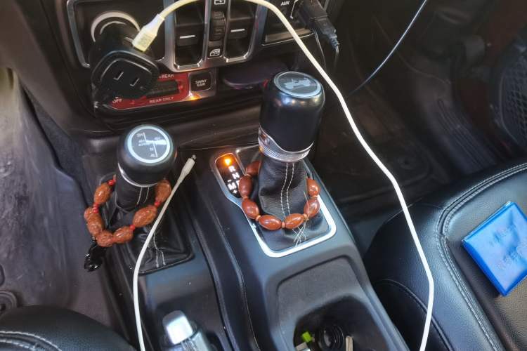 Used Jeep Wrangler New Energy 2021 Four-Door 2.0T 4xe Sahara Gear Lever