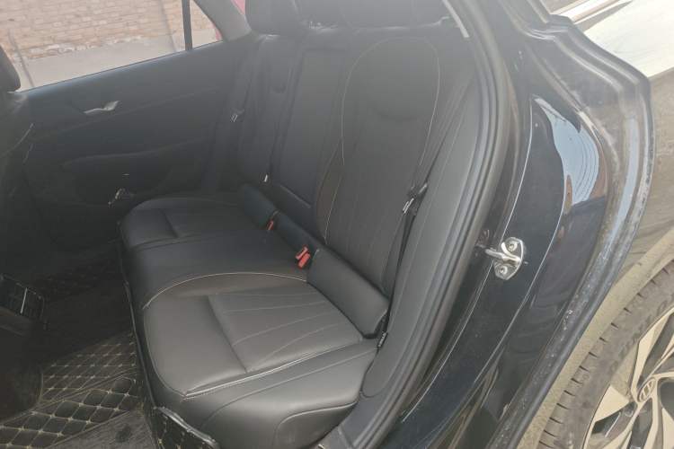 Used Volkswagen Passat 2025 Pro 380TSI Dragon Edition Left Rear Seat