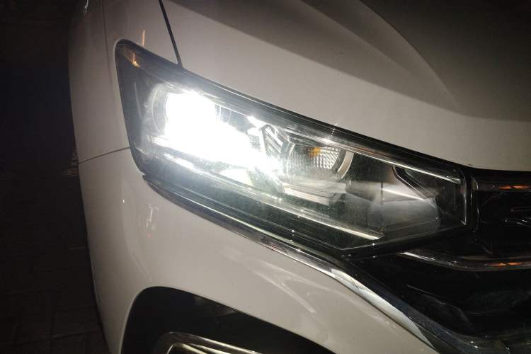 Used Volkswagen Tayron X 2020 330TSI Two-Wheel Drive Luxury Smart Connectivity Version