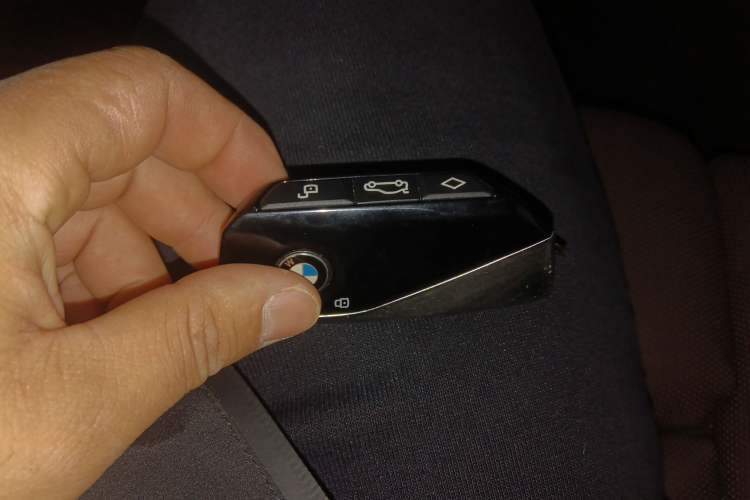 Used BMW 7 Series 2023 740Li Luxury Edition with Premium Package Interior 1