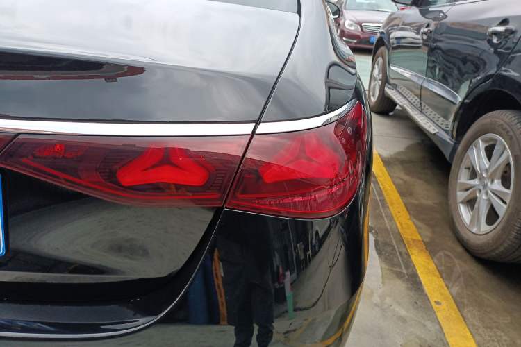 Used Mercedes-Benz E-Class 2024 E 300 L Luxury Model