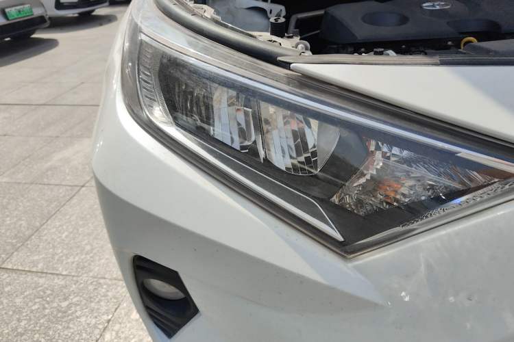 Used Toyota RAV4 2021 2.0L CVT Two-Wheel Drive Urban Edition
